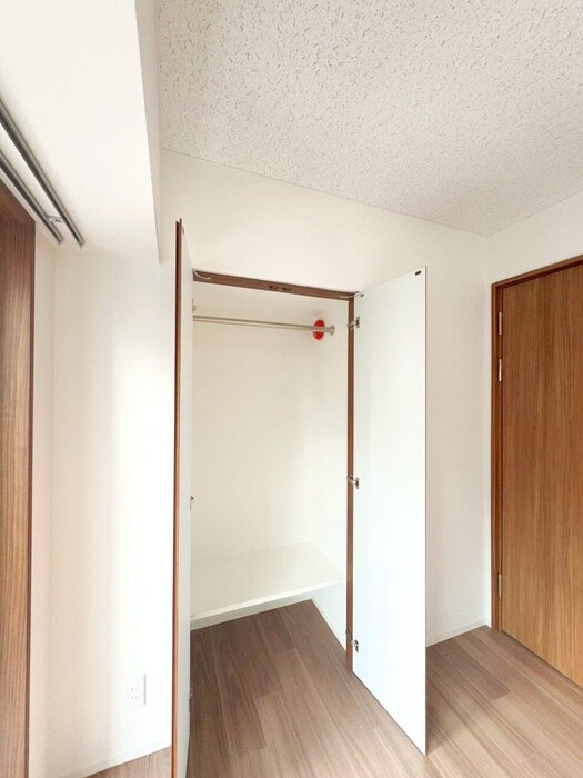 物件内観写真13　(収納)