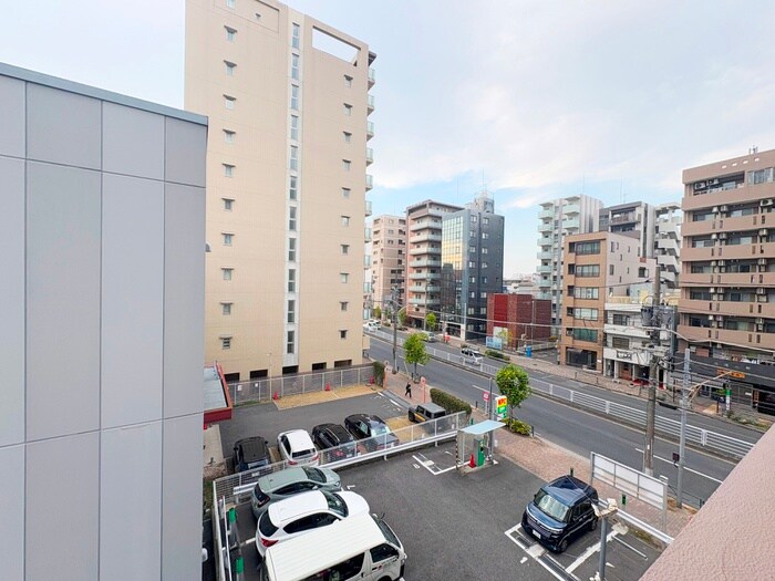 物件内観写真15　(室内からの展望)