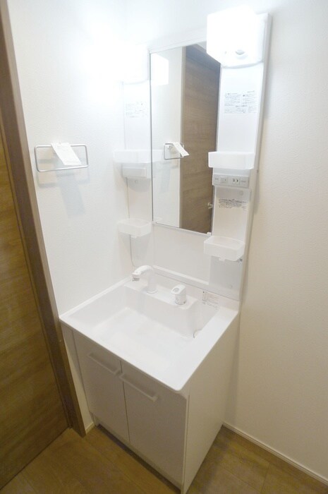 物件内観写真10　(洗面)