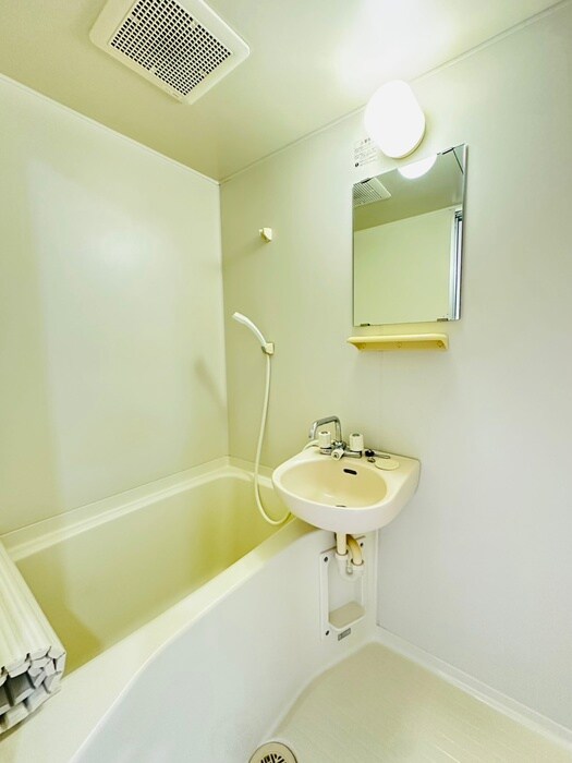 物件内観写真12　(バス／シャワールーム等)