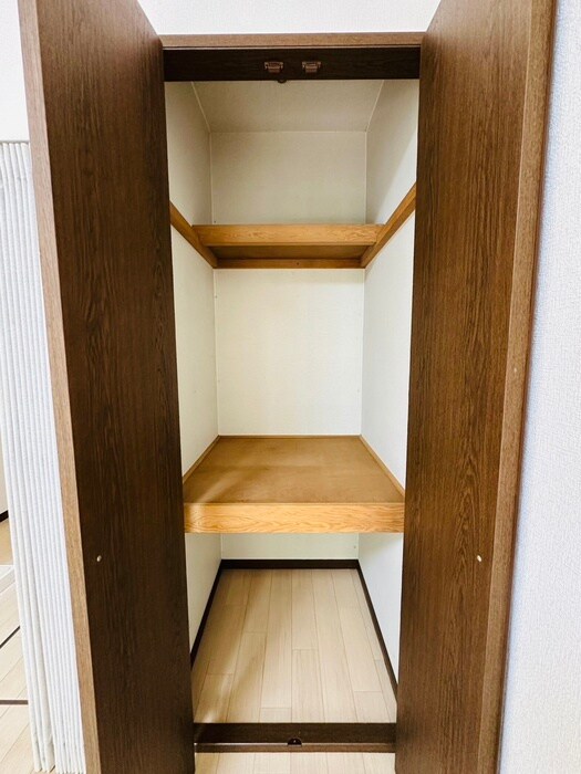 物件内観写真14　(収納)