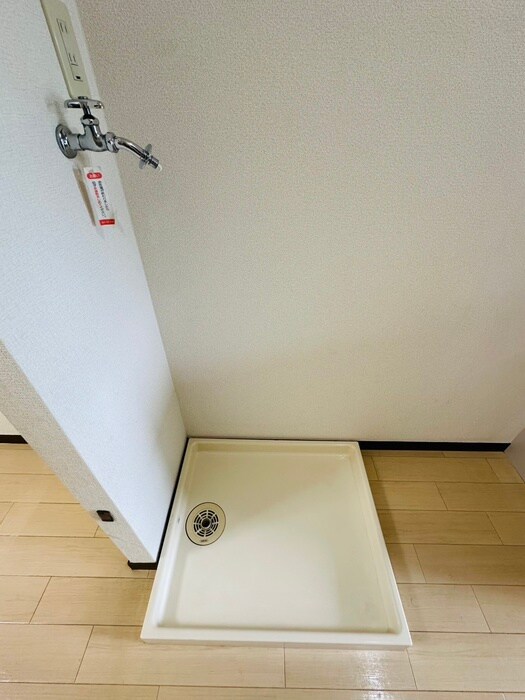 物件内観写真19　(洗濯機置場)