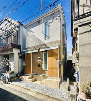 アヴェニール外観写真