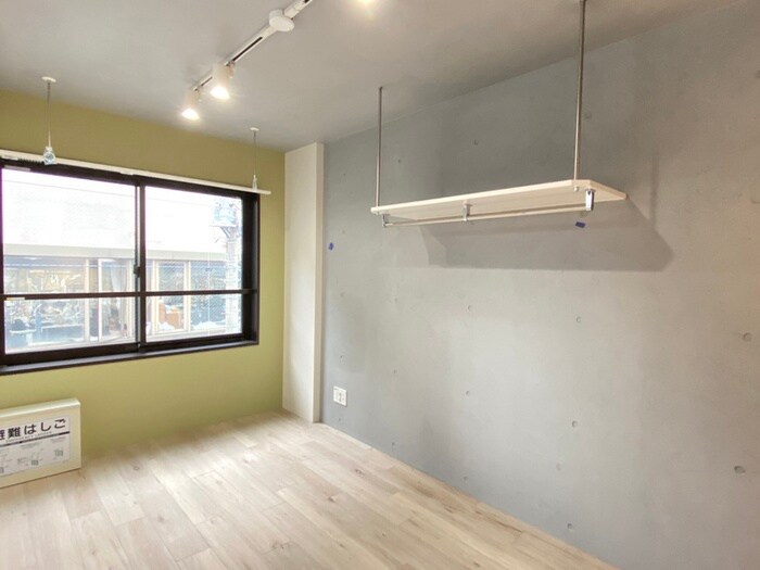 物件内観写真10　(収納)