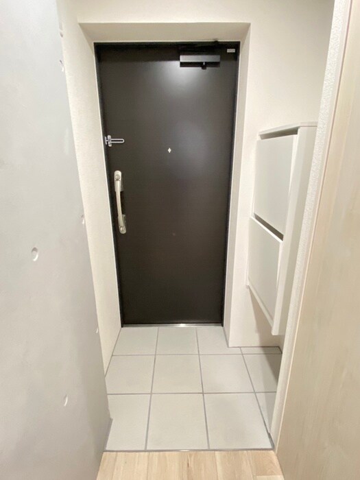 物件内観写真12　(玄関)