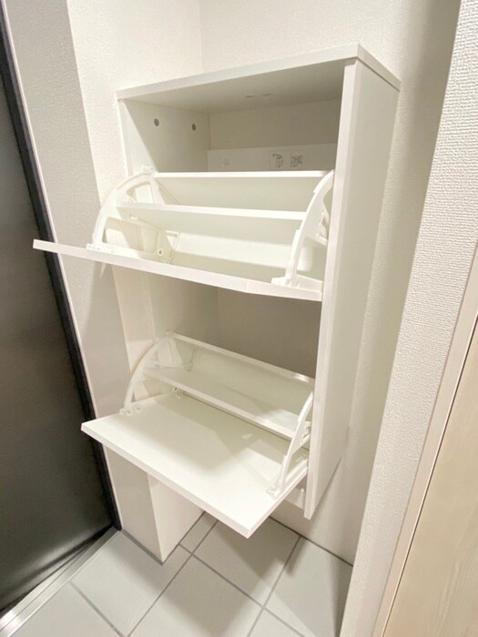 物件内観写真13　(靴箱)