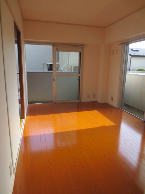 物件内観写真6　(居室)