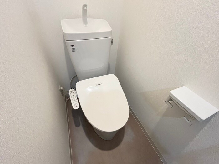 物件内観写真11　(トイレ)