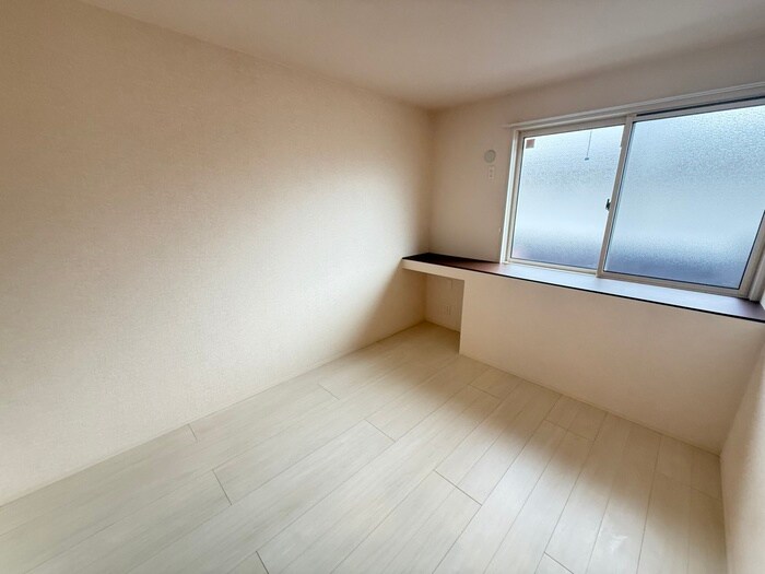 物件内観写真11　(居室)