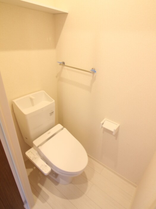 物件内観写真13　(トイレ)