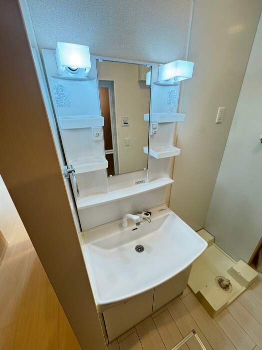 物件内観写真14　(洗面)