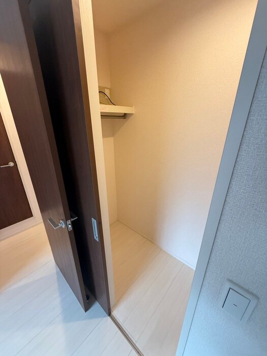 物件内観写真16　(収納)