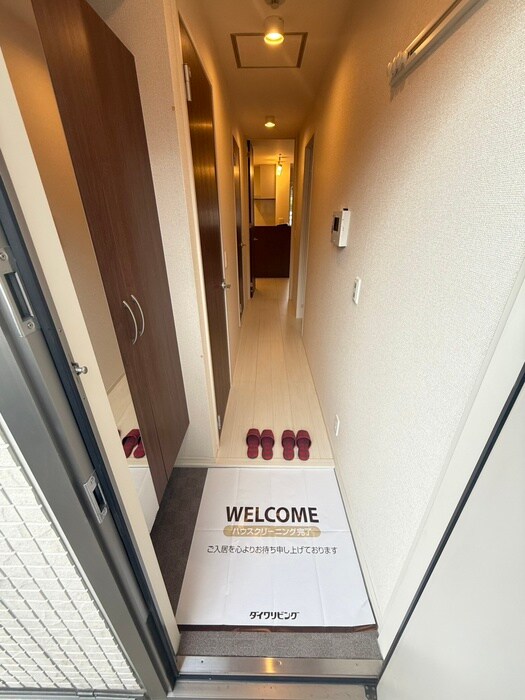 物件内観写真17　(玄関)