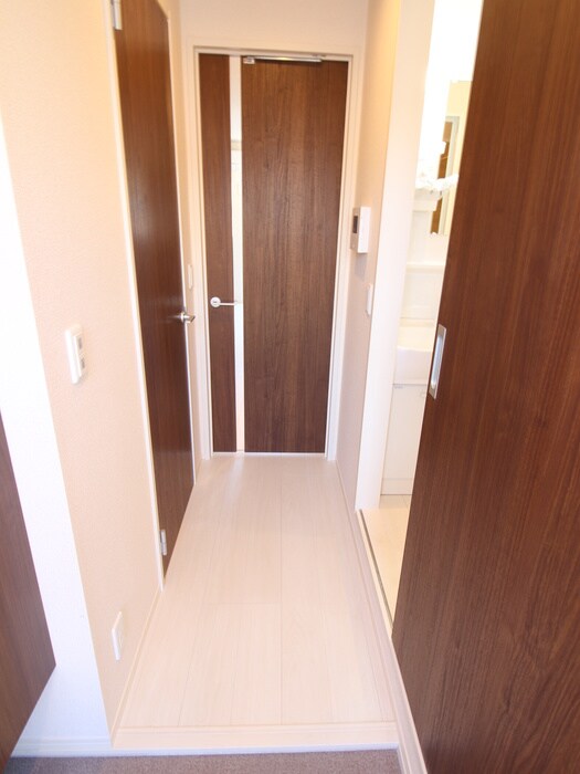 物件内観写真22　(廊下)