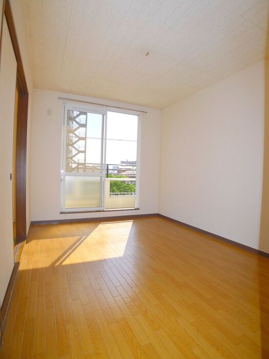 物件内観写真15　(廊下)