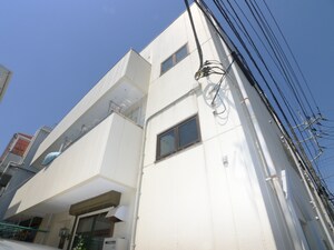 ハイツウィステリア外観写真
