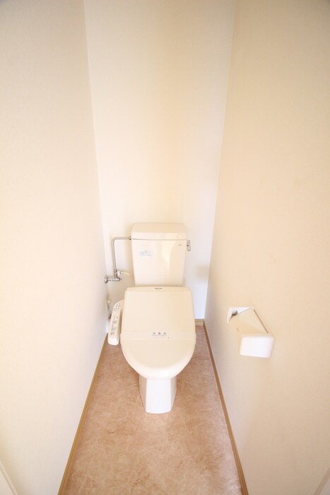 物件内観写真16　(トイレ)