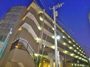 ファーストアベニュー外観写真