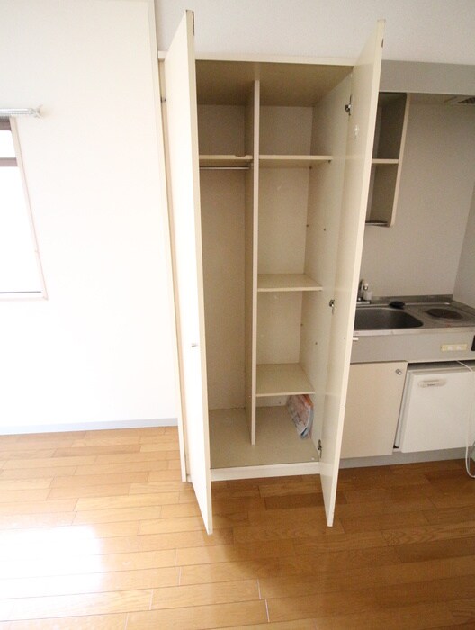 物件内観写真14　(収納)