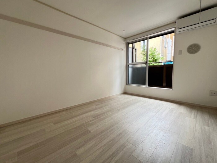 物件内観写真21　(居室)