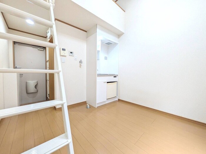 物件内観写真9　(居室)