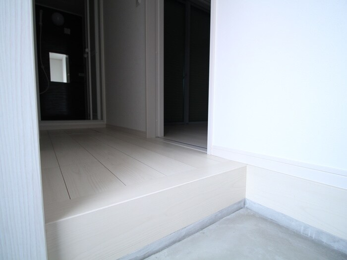 物件内観写真17　(廊下)