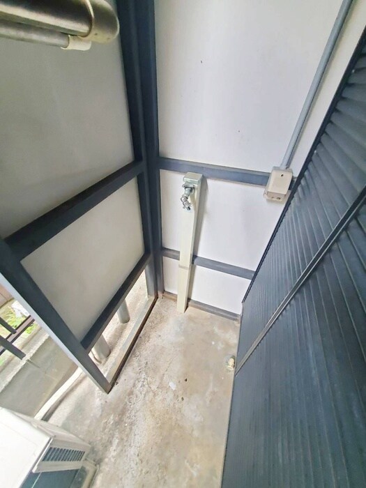 物件内観写真12　(洗濯機置場)