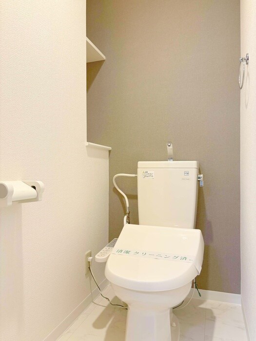 物件内観写真12　(トイレ)