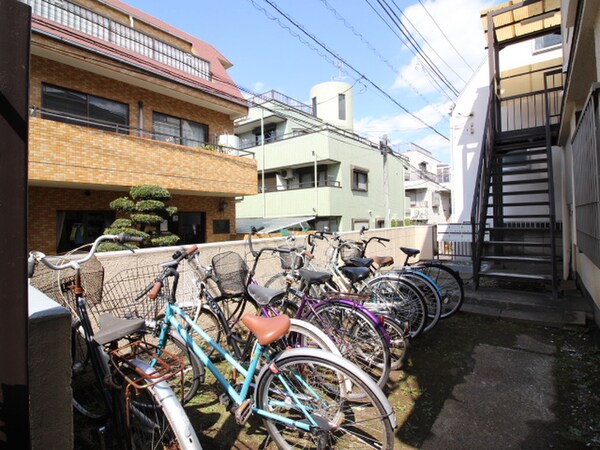 駐輪場