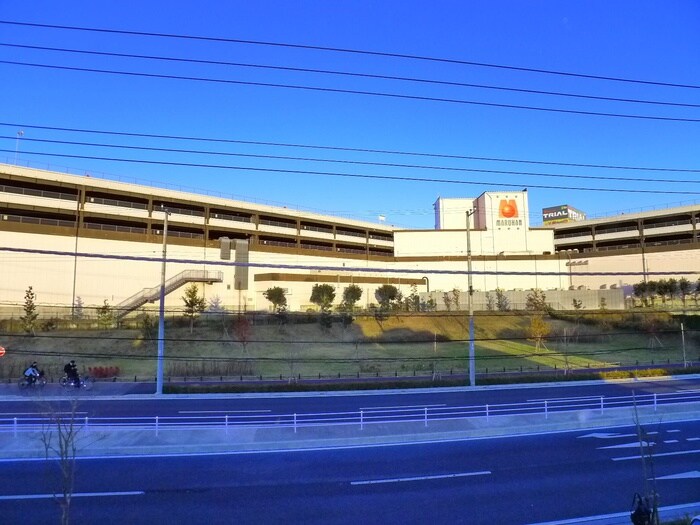 物件内観写真21　(室内からの展望)