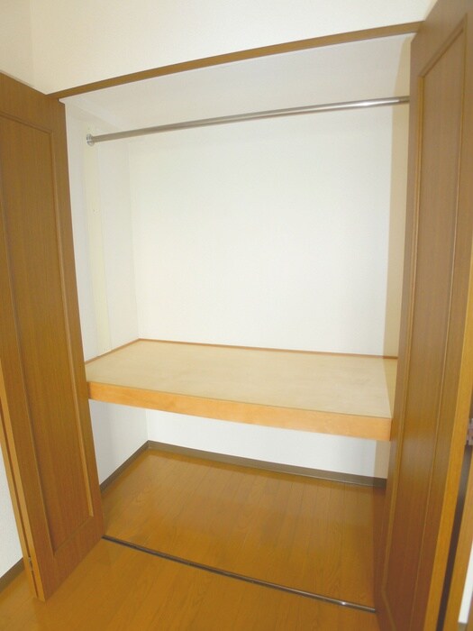物件内観写真7　(収納)