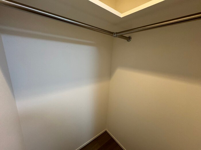 物件内観写真11　(収納)