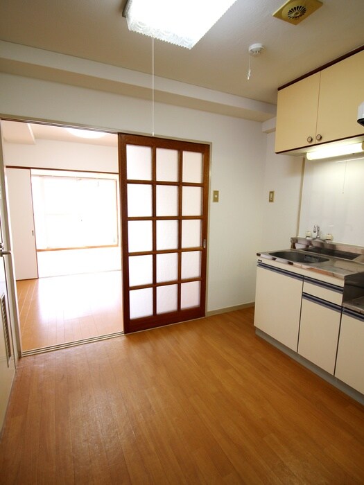 物件内観写真11　(居室)