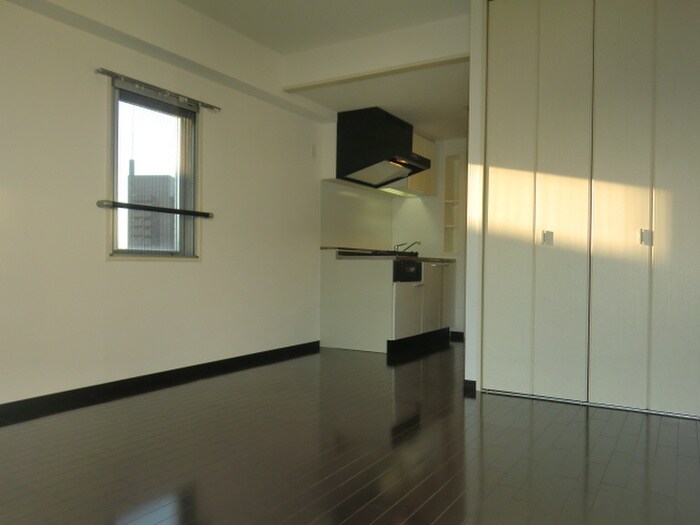 物件内観写真6　(居室)