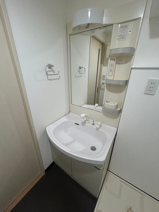 物件内観写真11　(洗面)