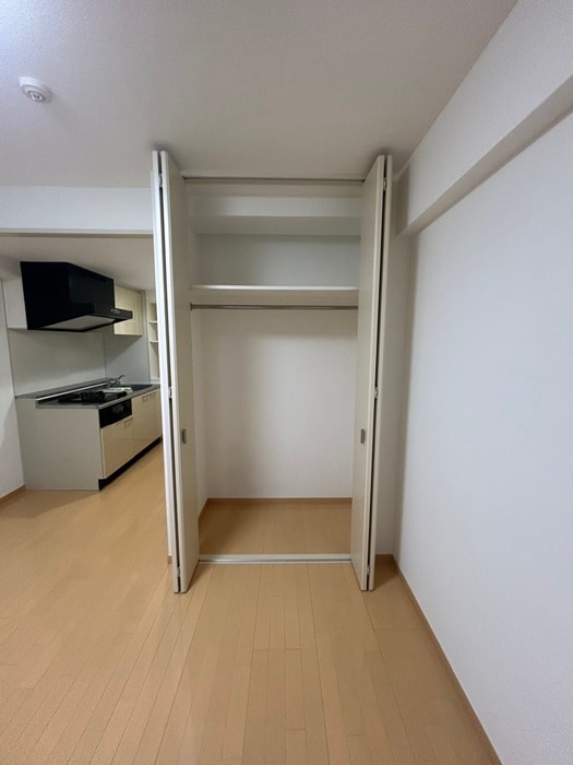 物件内観写真12　(収納)