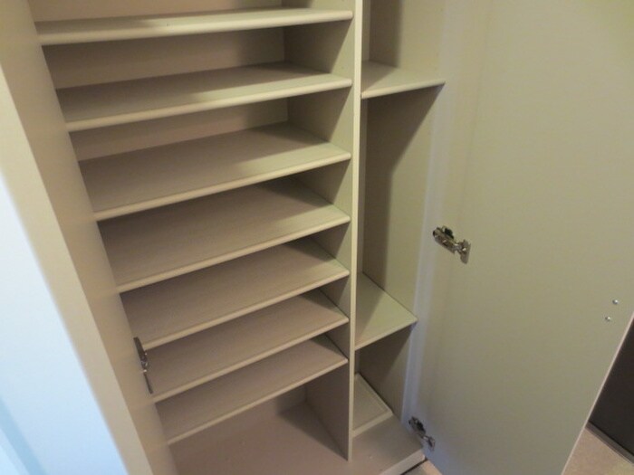 物件内観写真18　(靴箱)