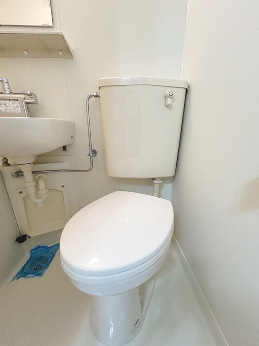 物件内観写真14　(トイレ)