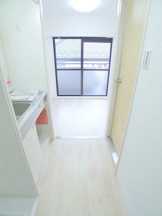 物件内観写真19　(廊下)