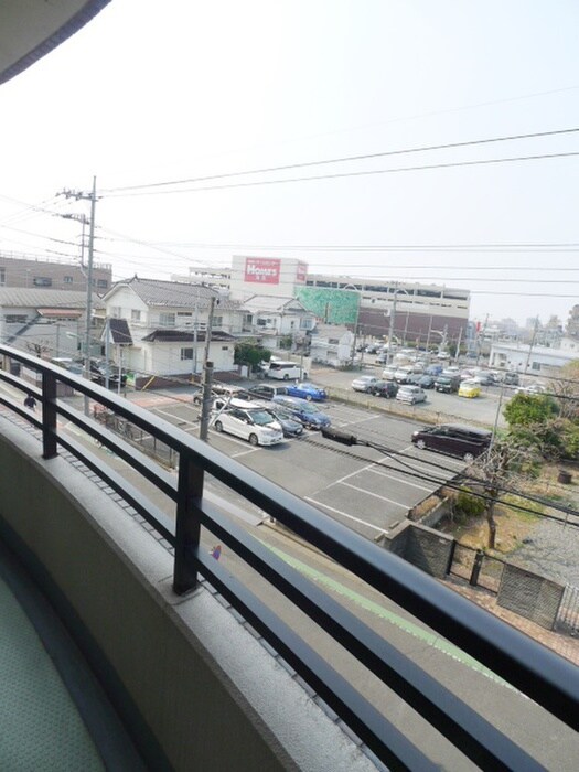 物件内観写真14　(室内からの展望)