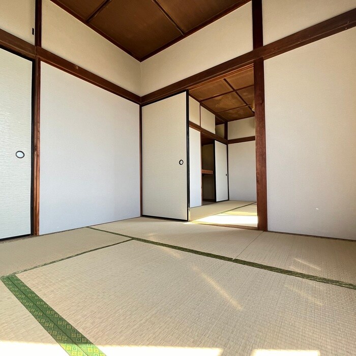 物件内観写真8　(居室)