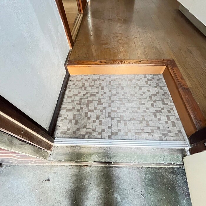 物件内観写真22　(玄関)