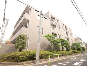 フラット曙町８９外観写真