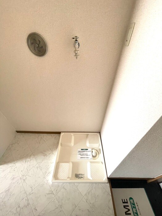 物件内観写真20　(洗濯機置場)