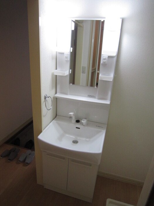 物件内観写真12　(洗面)