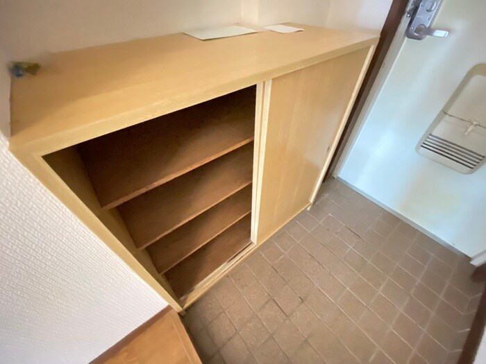 物件内観写真18　(靴箱)