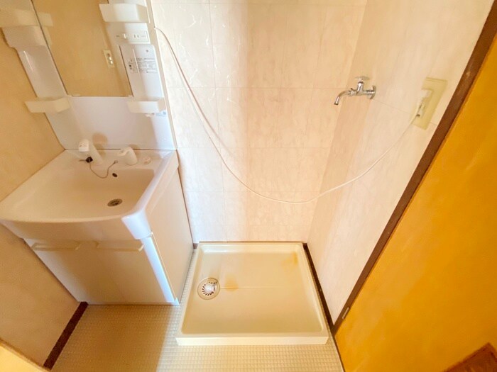 物件内観写真22　(洗濯機置場)