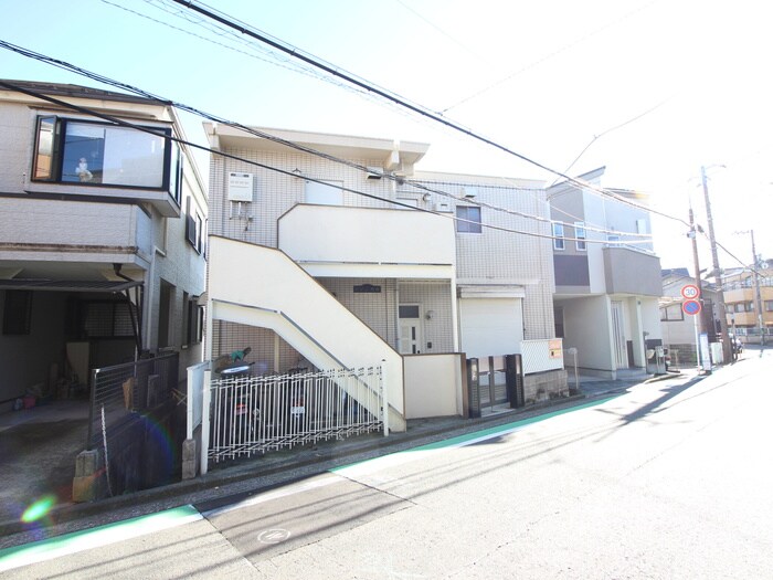 物件外観写真2　(外観写真)