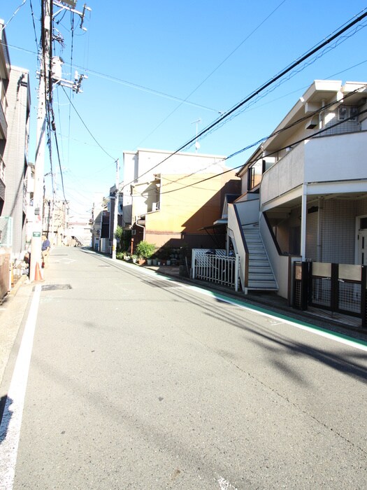 物件外観写真6　(周辺環境)