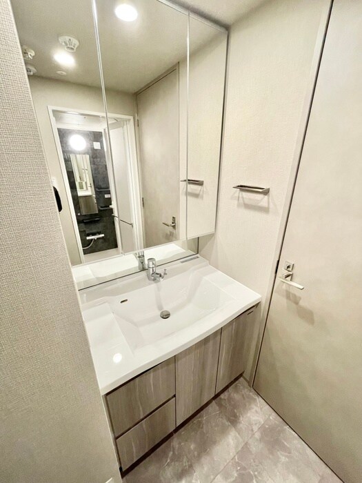 物件内観写真15　(洗面)